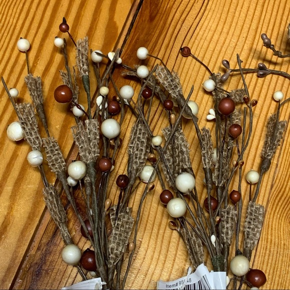 New! 5 Rustic Wreath Picks - Picture 6 of 7